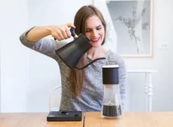 FELLOW - Stagg [XF] Set (Dripper + Carafe) - Handmatige Filterkoffie Set -Drank Winkel 1200x886 2