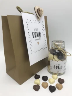 Cho-lala Chocolade Hartjes Cadeau Je Bent Goud Waard | Chocolade Cadeau | 185 Gram Chocolade Hartjes | Luxe Tasje | Kaart | 3-delig -Drank Winkel 899x1200 11