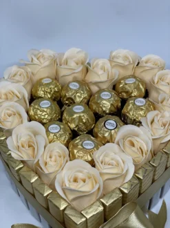 Chocolade XL Hart Geschenk - Valentijn Cadeau - Ferrero Rocher Valentijn Cadeau - Valentijnsdag Geschenk - Liefde - Moederdag -Drank Winkel 899x1200 8