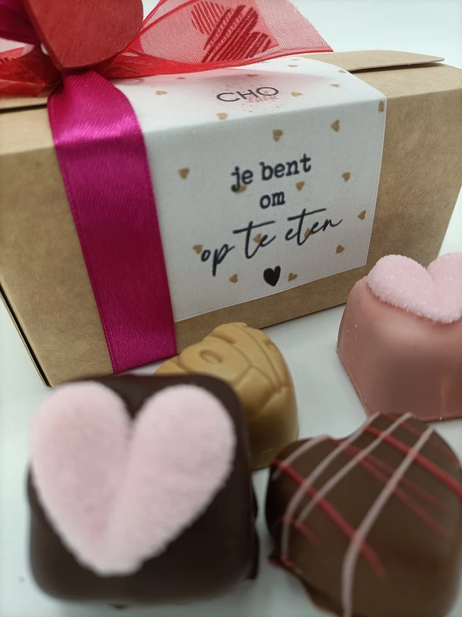 Cho-lala Doosje Bonbons "je Bent Om Op Te Eten" | Chocoladecadeau | 250 Gram Bonbons | Liefde | Valentijn | Love | Harten Chocolade 3 Cho-lala Doosje Bonbons "je Bent Om Op Te Eten" | Chocoladecadeau | 250 Gram Bonbons | Liefde | Valentijn | Love | Harten Chocolade - Afbeelding 3